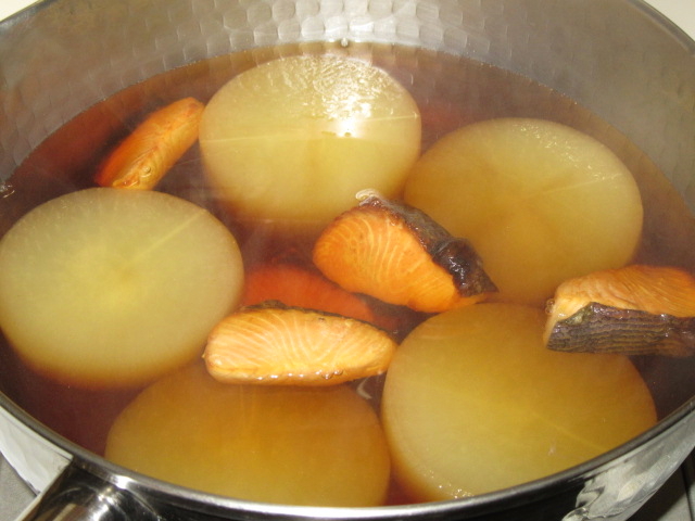 焼き鮭と大根の煮物の作り方